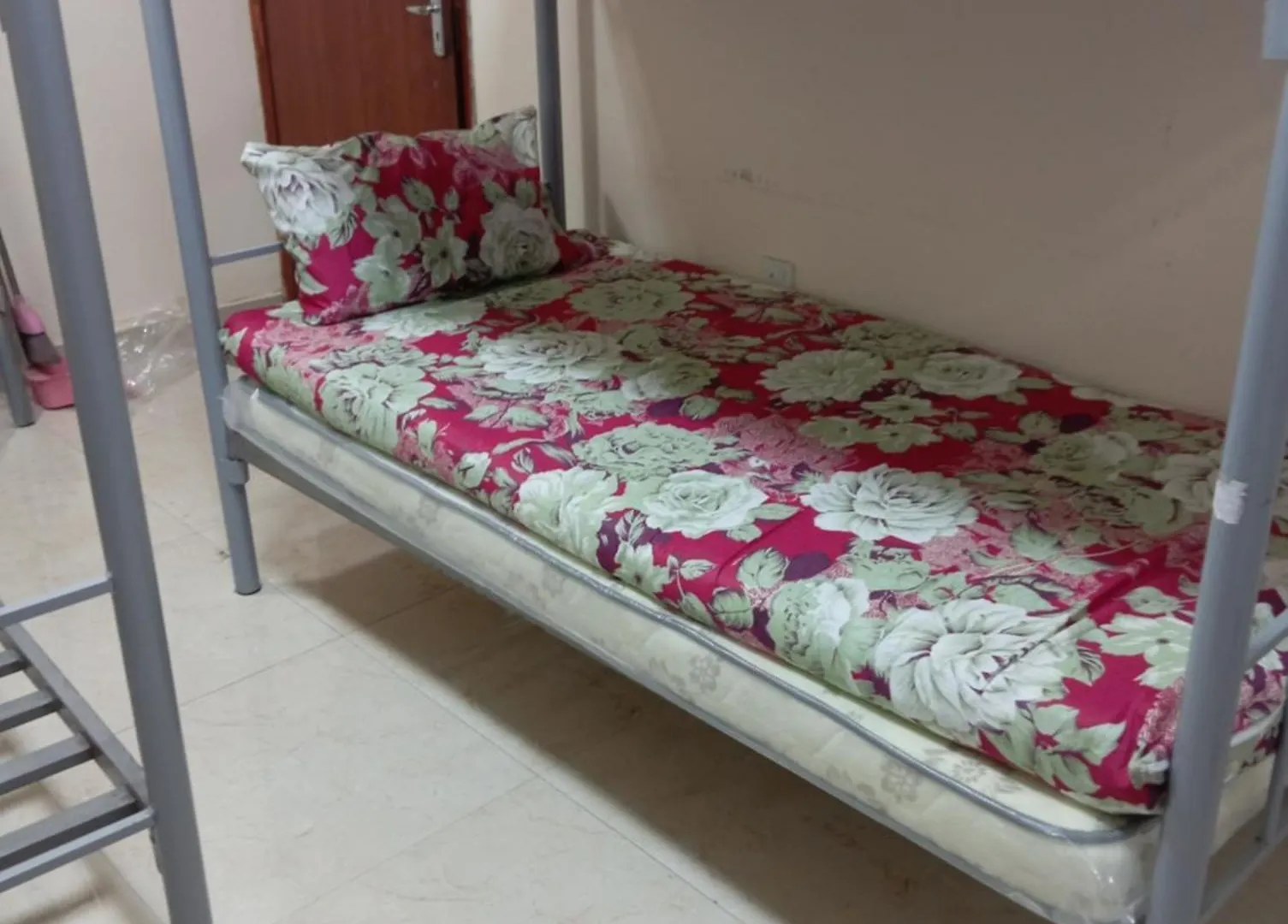 Dubai Place For Male Sharing Room 0*,  United Arab Emirates